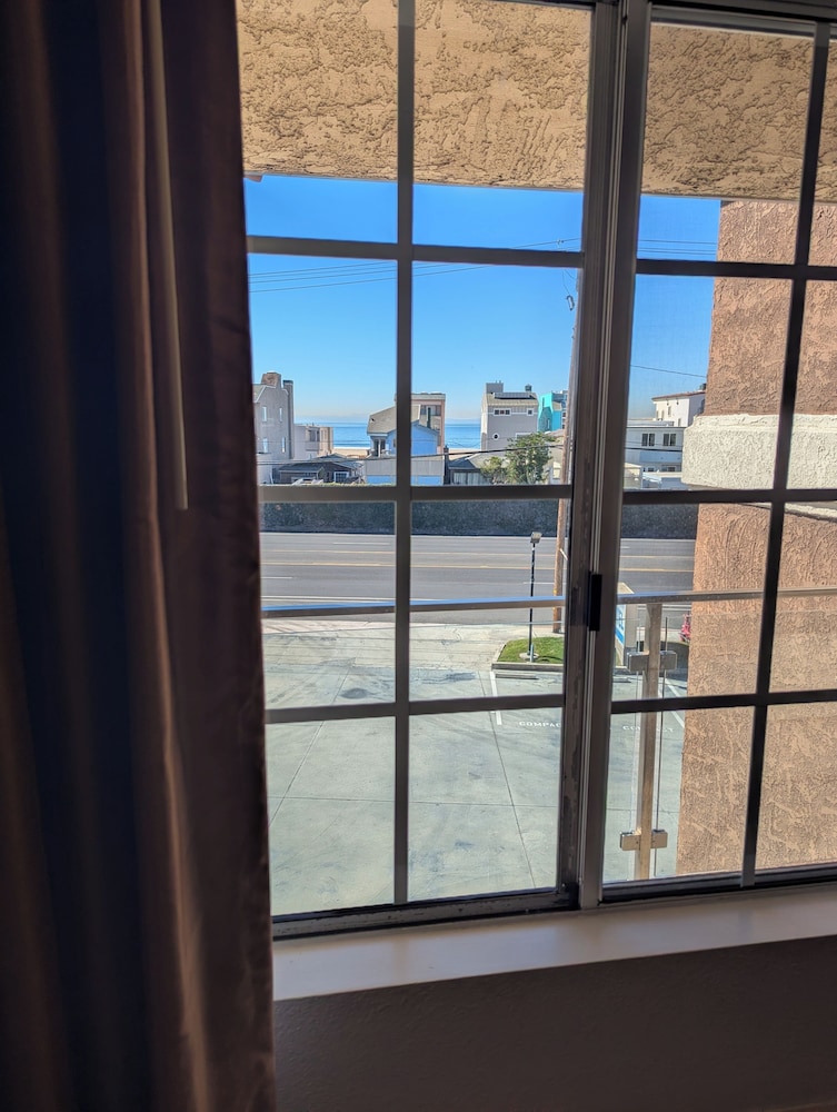 Oceanview Motel - Huntington Beach 22/50