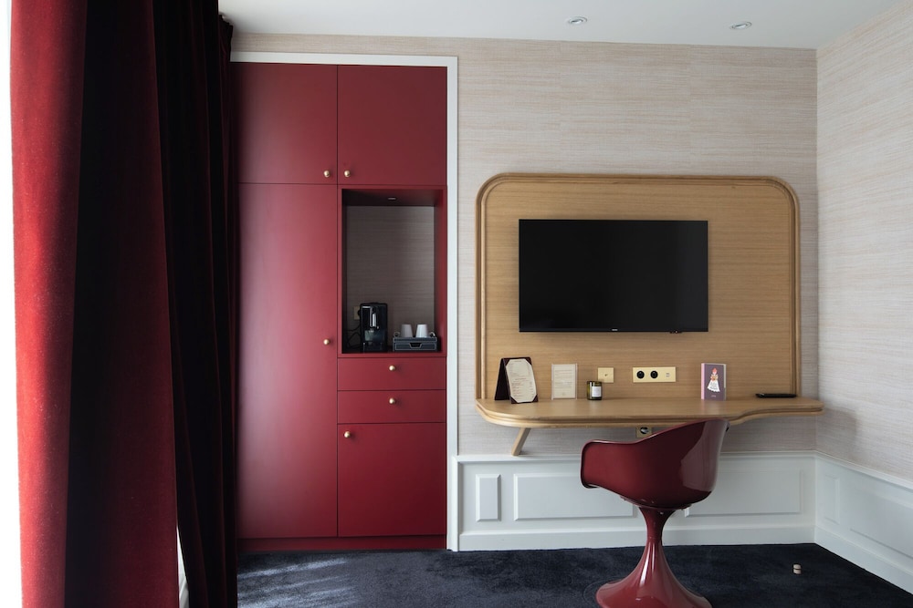 Hostellerie Du Chapeau Rouge 40/49