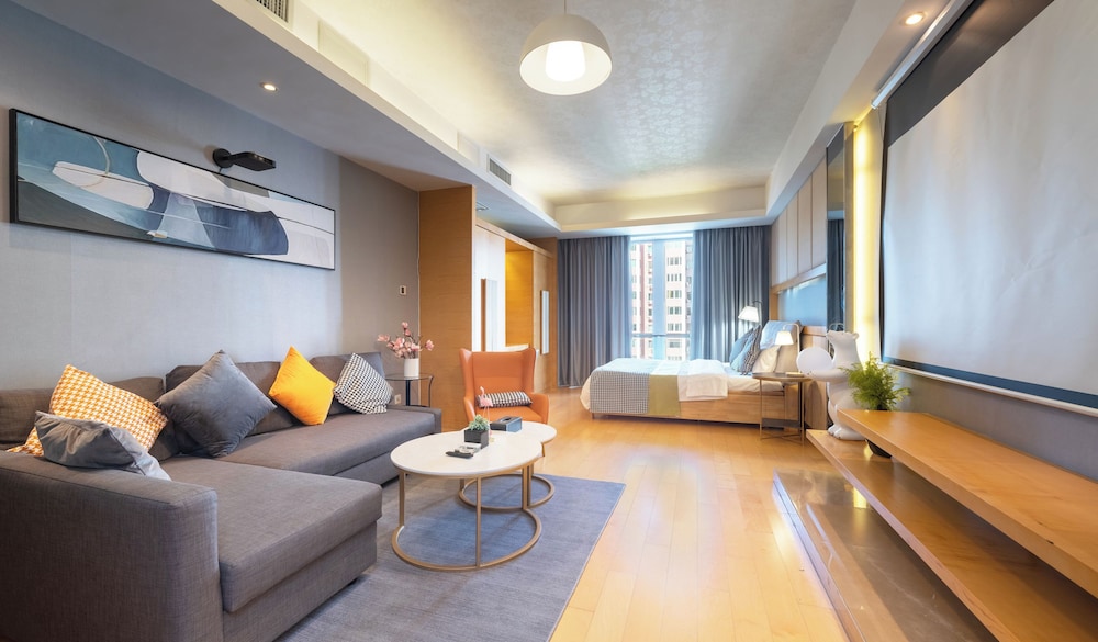 Sanlitun Xin Xiang Ya Yuan Apartment 33/49