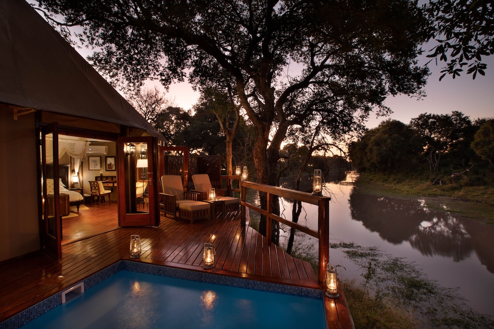 Hamilton Tented Camp 16/56