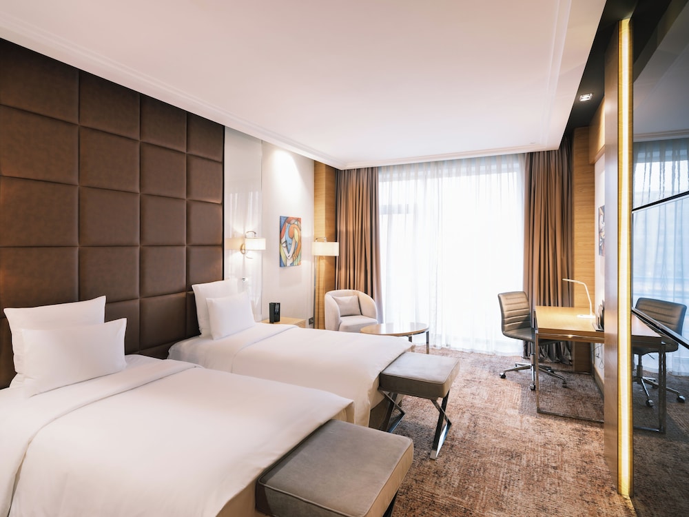 Standard Twin Room [W]
