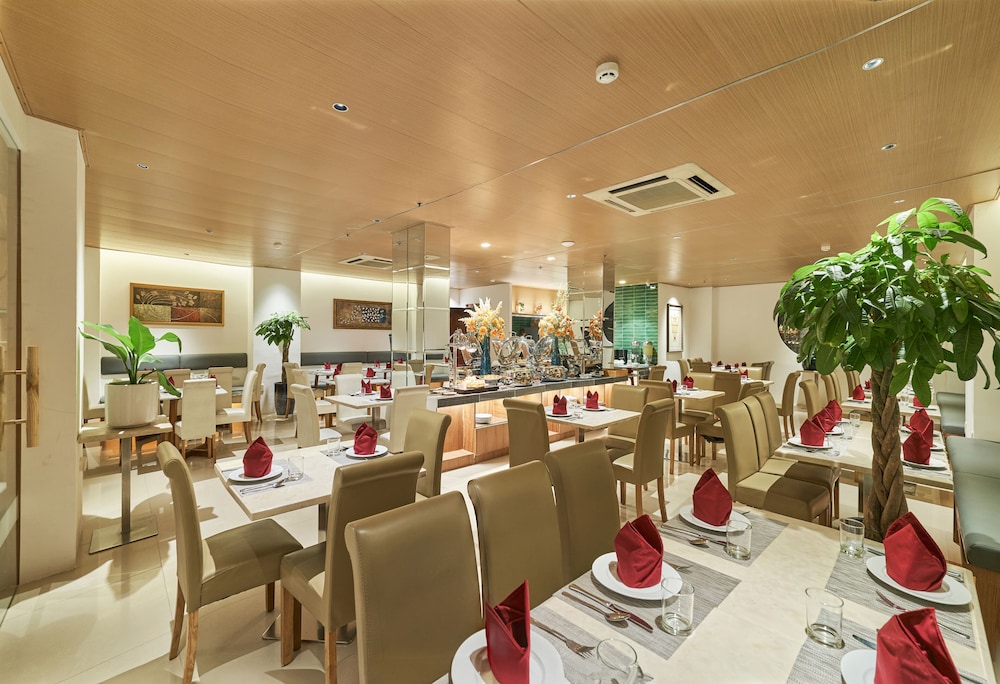 Sky Gem Hotel - Ben Thanh 42/63