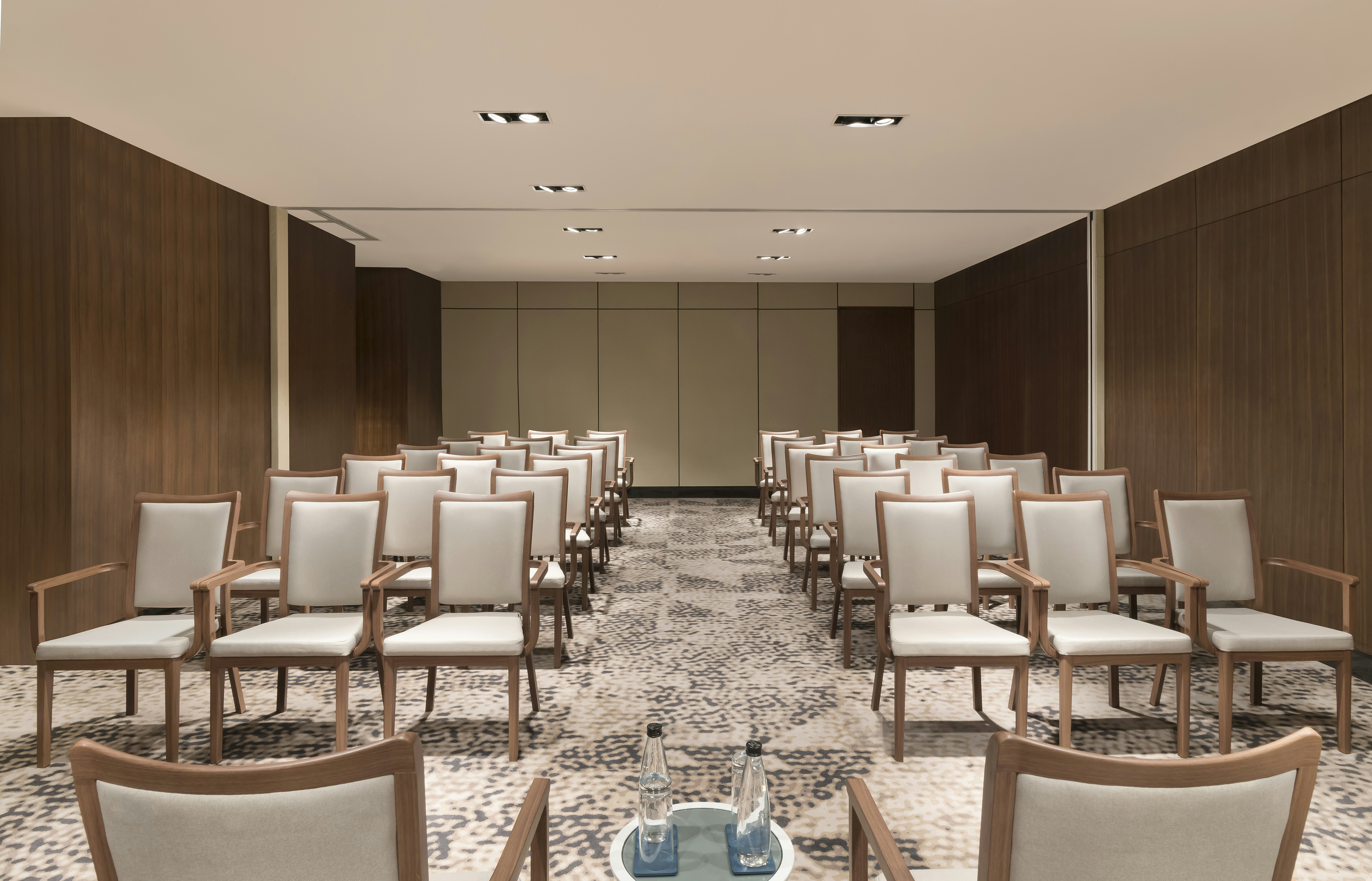 Hilton Bengaluru Embassy Manyata Business Park 33/47