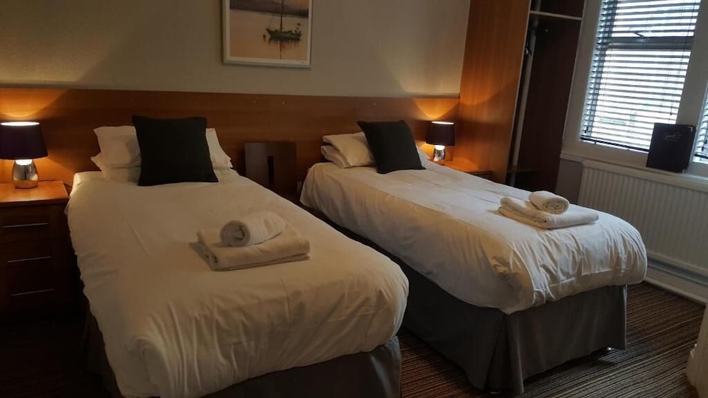 The York Hotel 30/49