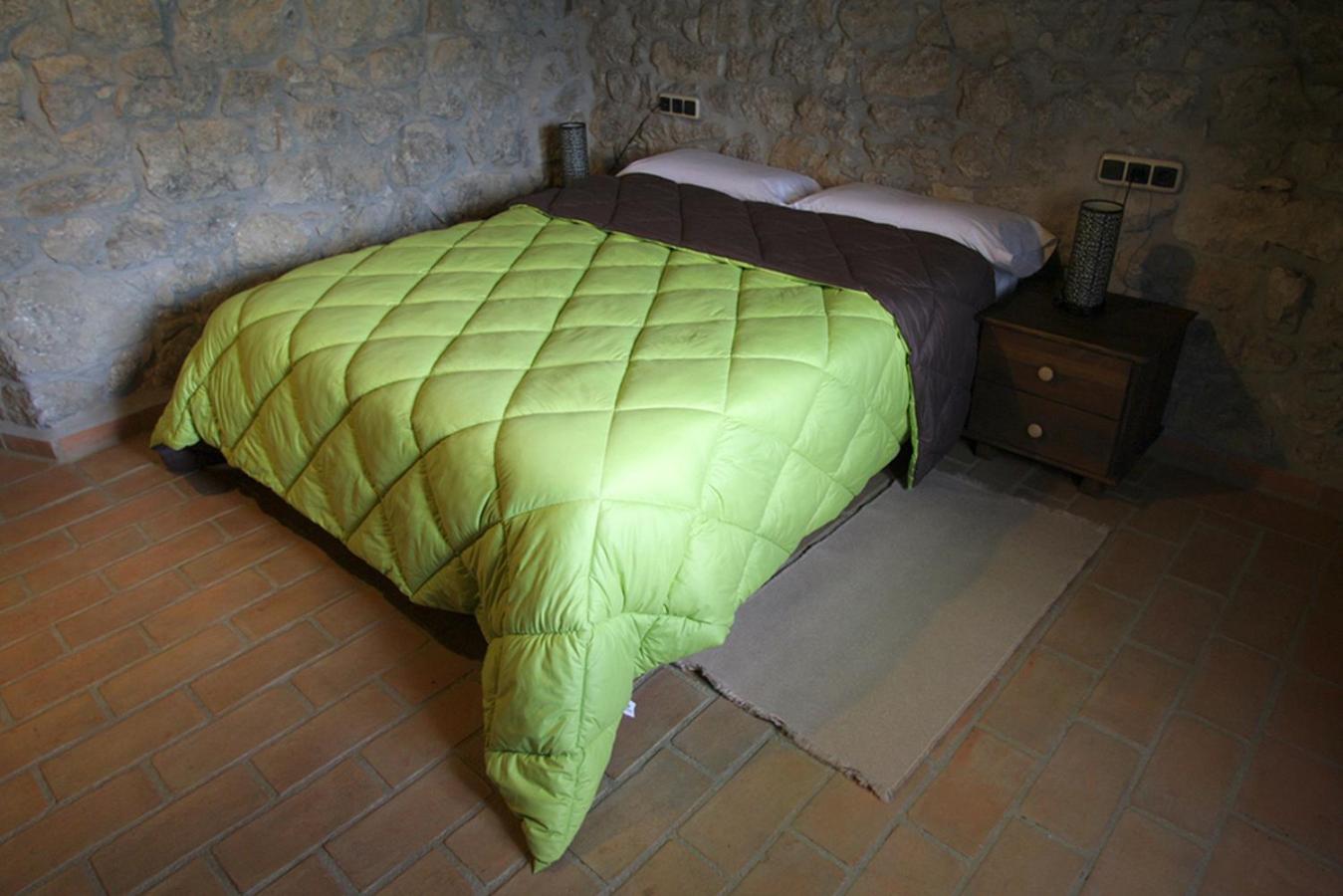 Room, Double or Twin Bed