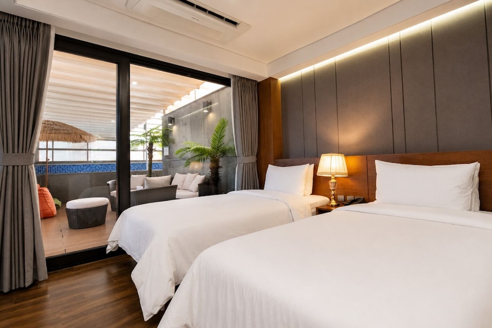 Dyne Oceano Hotel 23/75