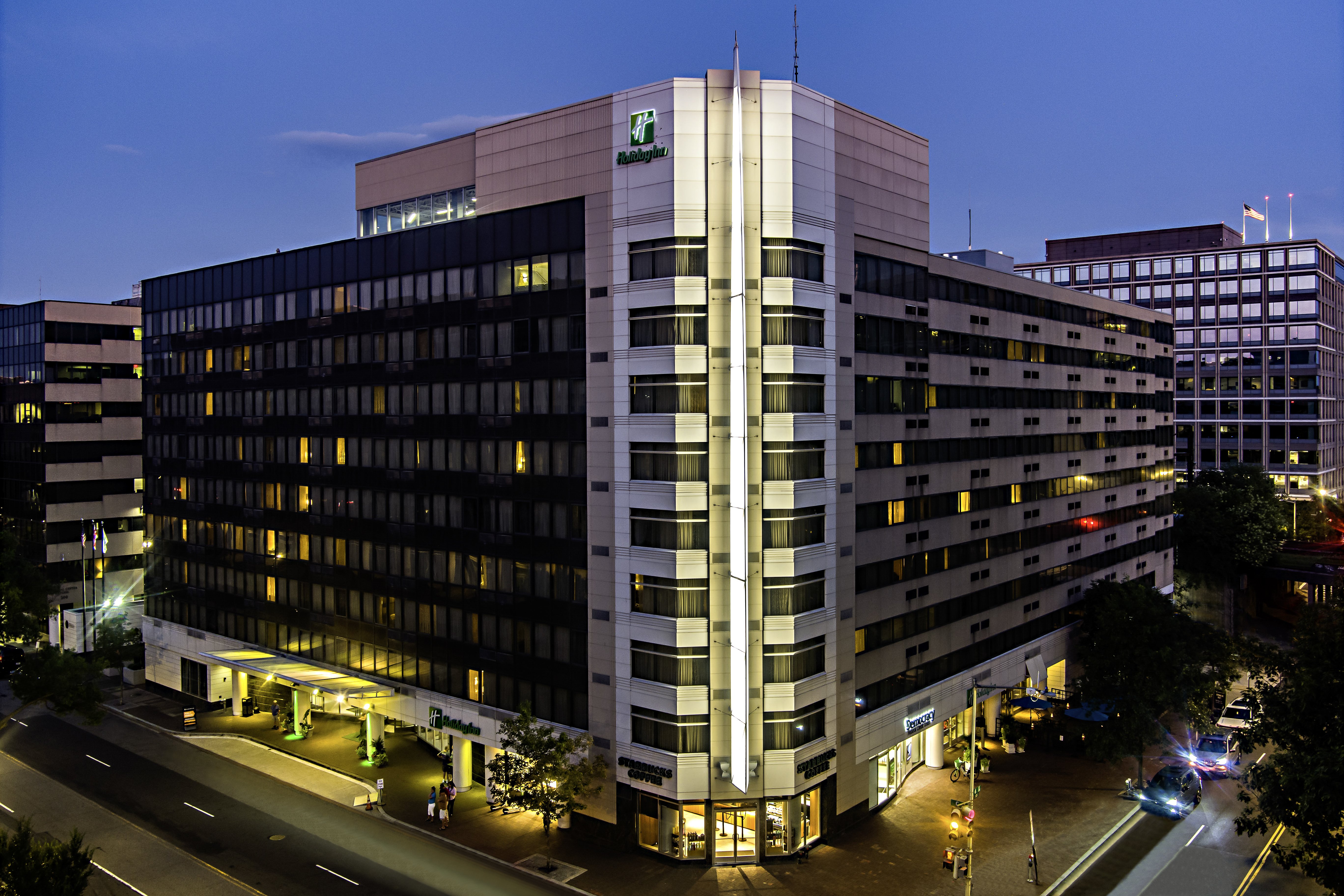 Holiday Inn Washington Capitol - Natl Mall, an IHG Hotel 2/77