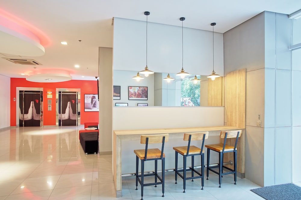 Red Planet Pasig Ortigas 45/48
