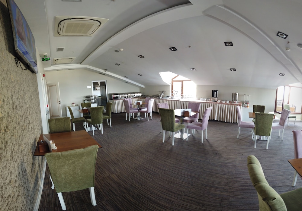 HANZADE PARK HOTEL 7/38