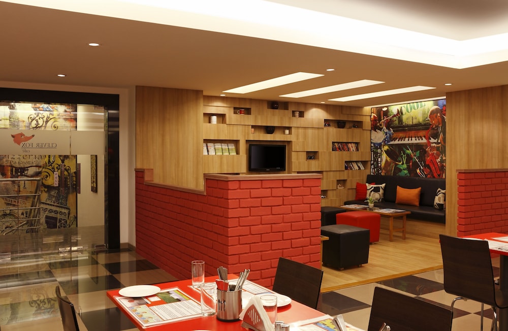 Red Fox Hotel Jaipur 44/55