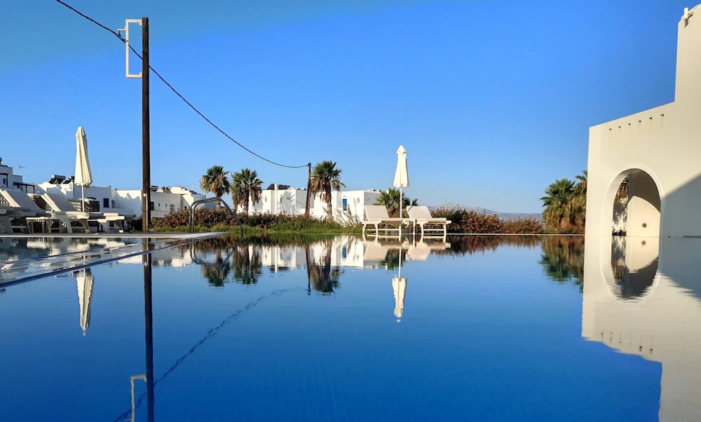 Perla Hotel 67/73