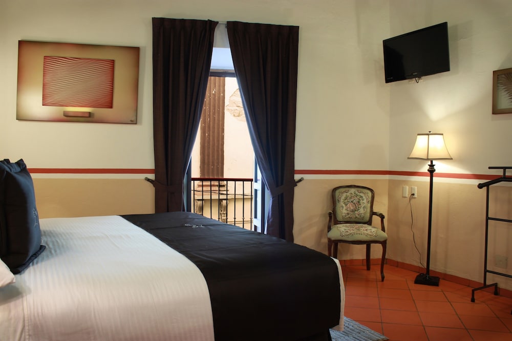 Hotel de la Paz 11/51