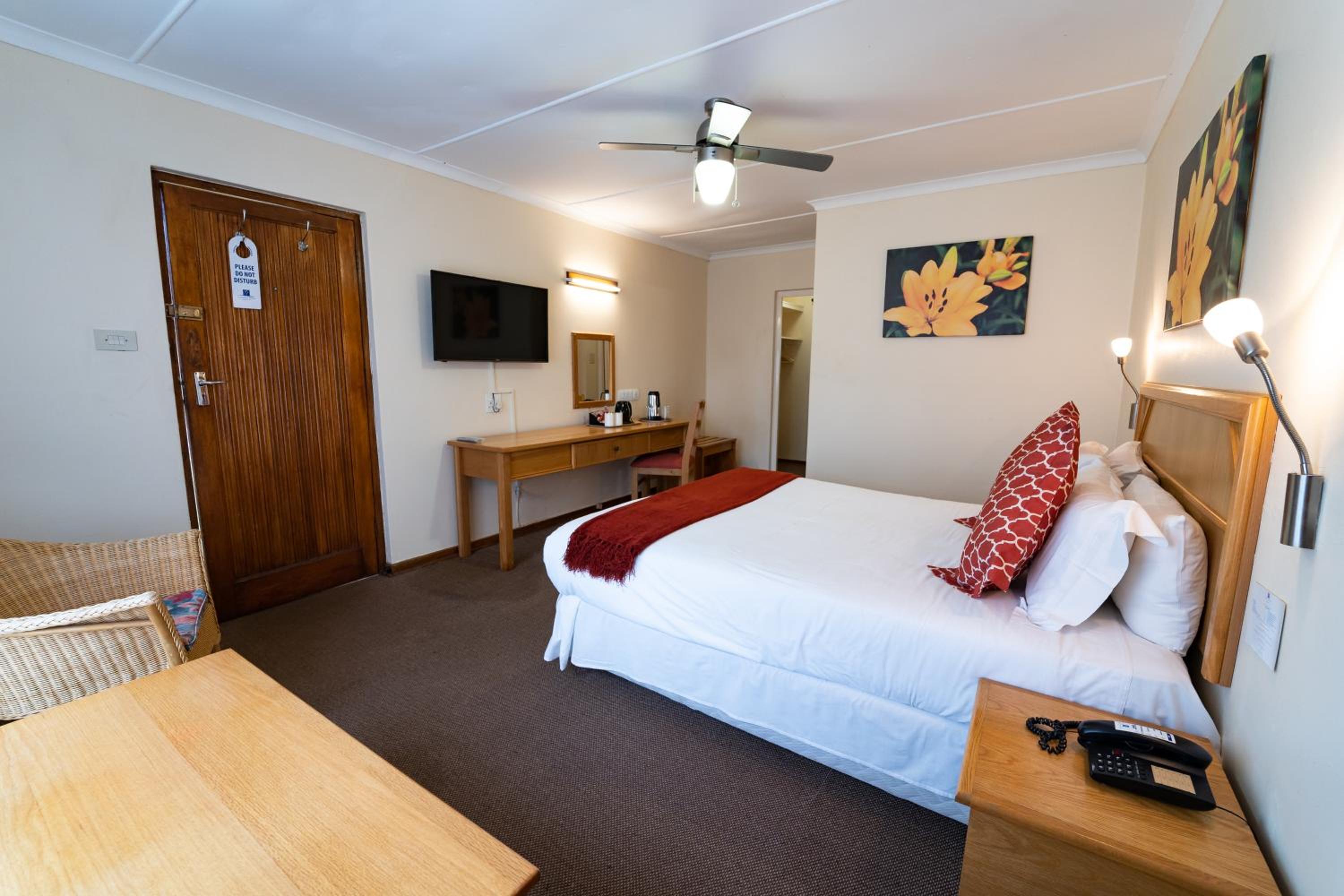 Standard, Double Bed, with View