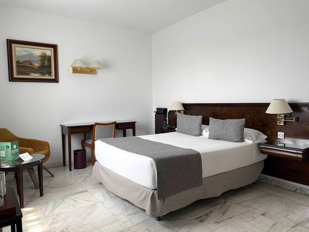 ROOM, SINGLE, KING BED