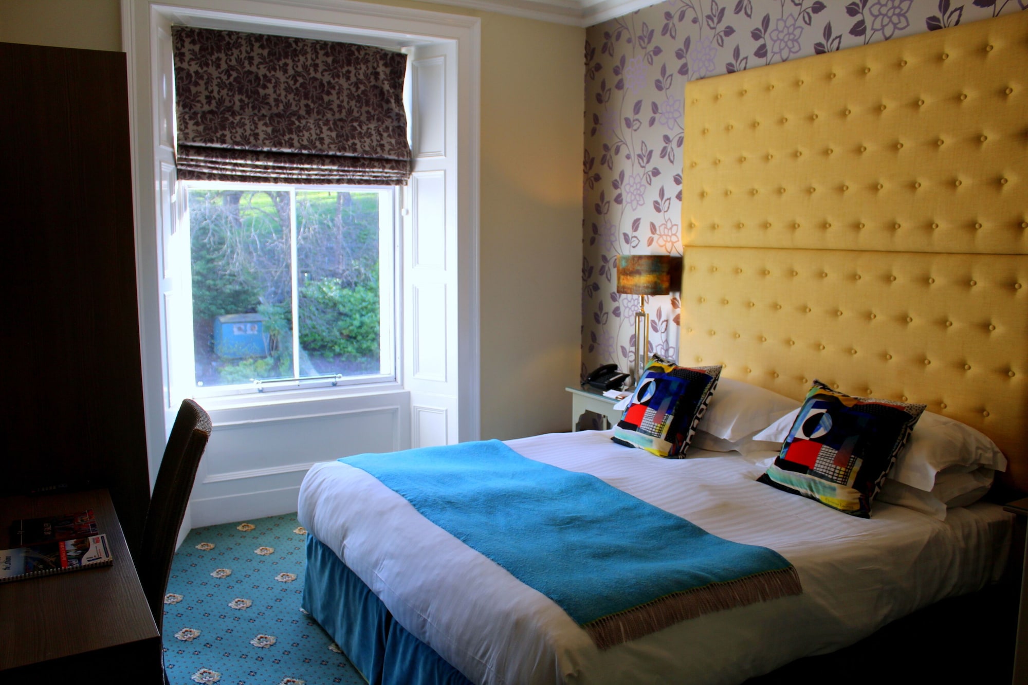 TRADITIONAL, DOUBLE BED