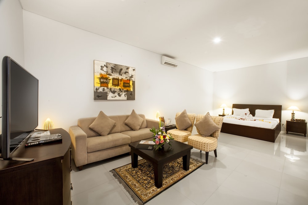 The Radiant Hotel Spa 34/50