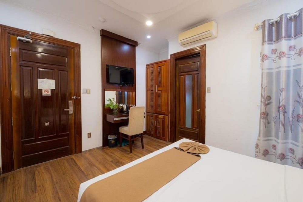 Adina Hotel 36/50