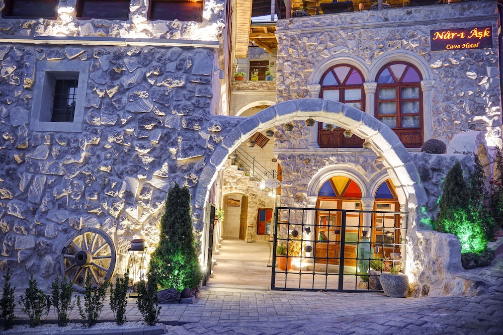 Nari Ask Cave Hotel 1/50