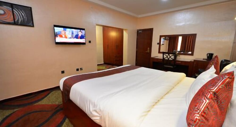 Treasures Suites & Conferences 8/35
