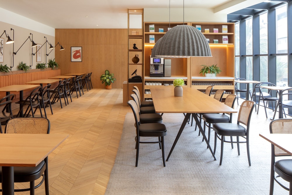 Restaurant-cafeteria