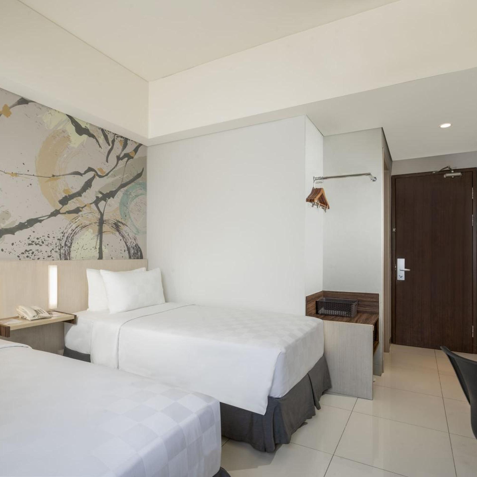 Express, Single Bed