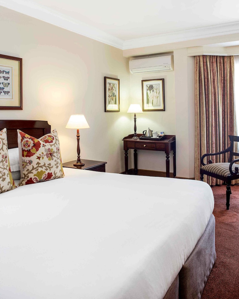 Faircity Falstaff Hotel 10/58
