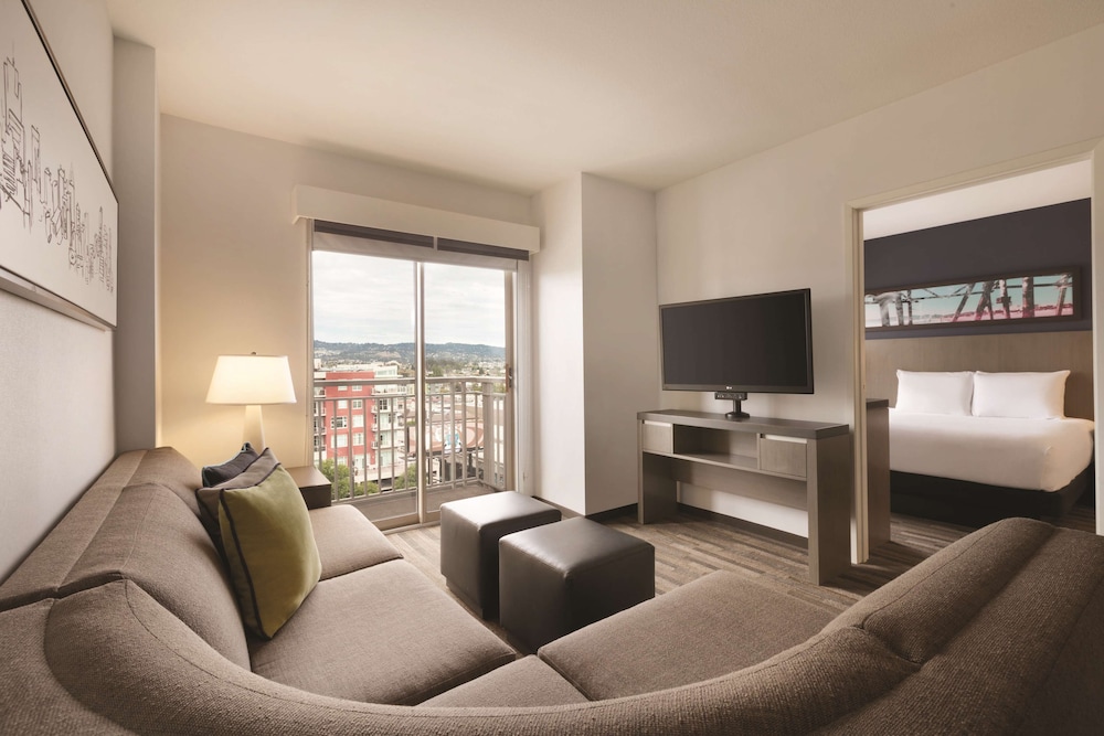 HYATT house Emeryville/San Francisco Bay Area 42/65