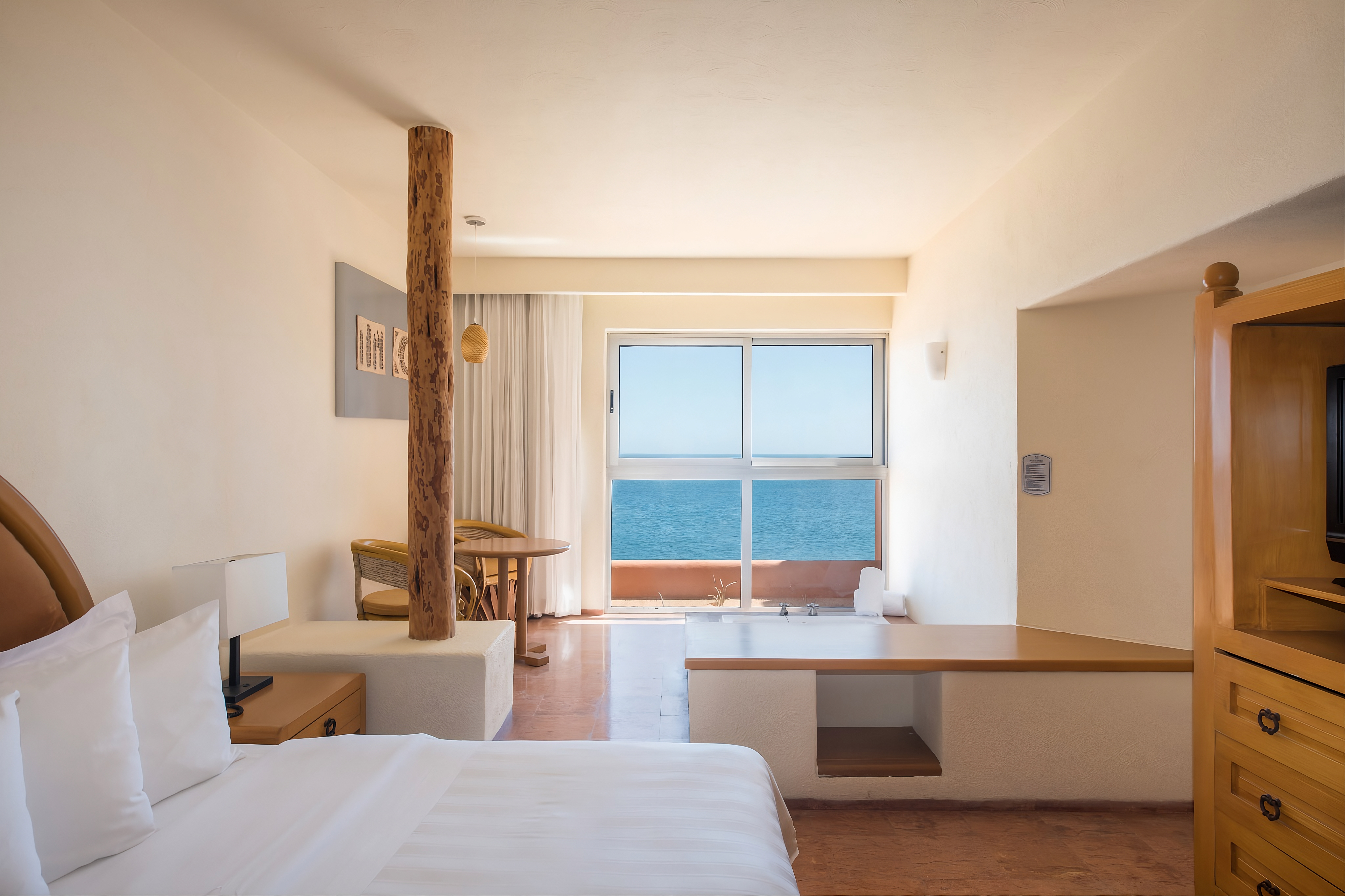 Suite, King Bed, Ocean Front, 2 Bathrooms, Hot Tub, Terrace, Kitchen