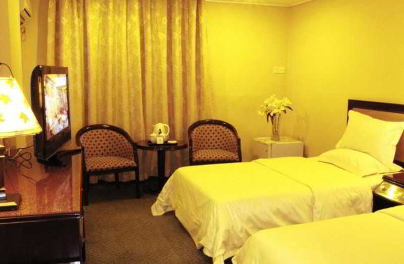 Guangzhou Wings Hotel 11/18