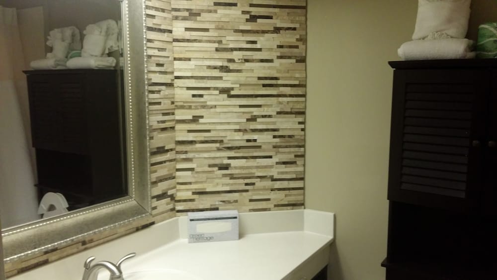 Boardwalk Beach Resort 26/40