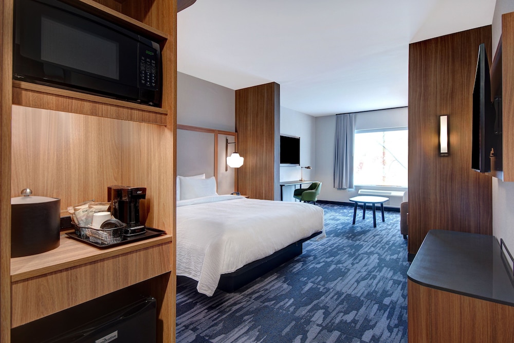 Fairfield Inn & Suites Rochester Hills 13/34