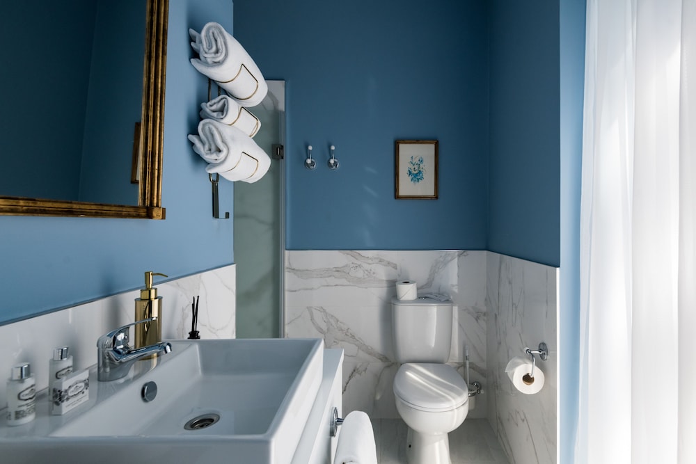Villa Camelia Boutique House 46/50