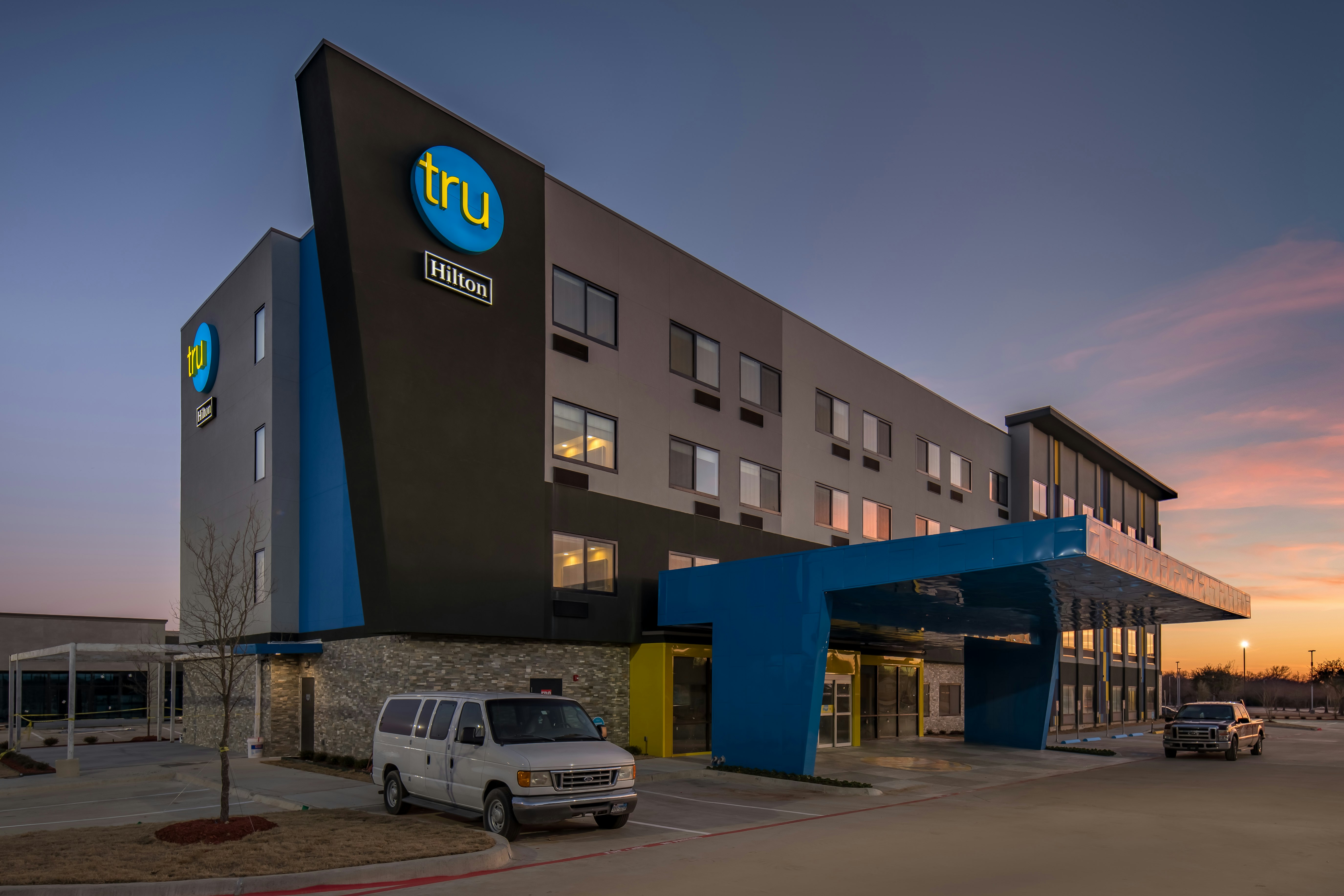 Tru by Hilton Garland Richardson 4/78
