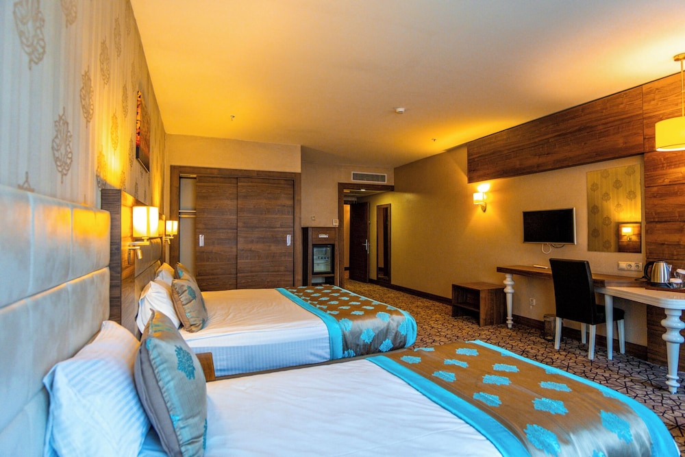 Inegol Royal Hotel 11/41