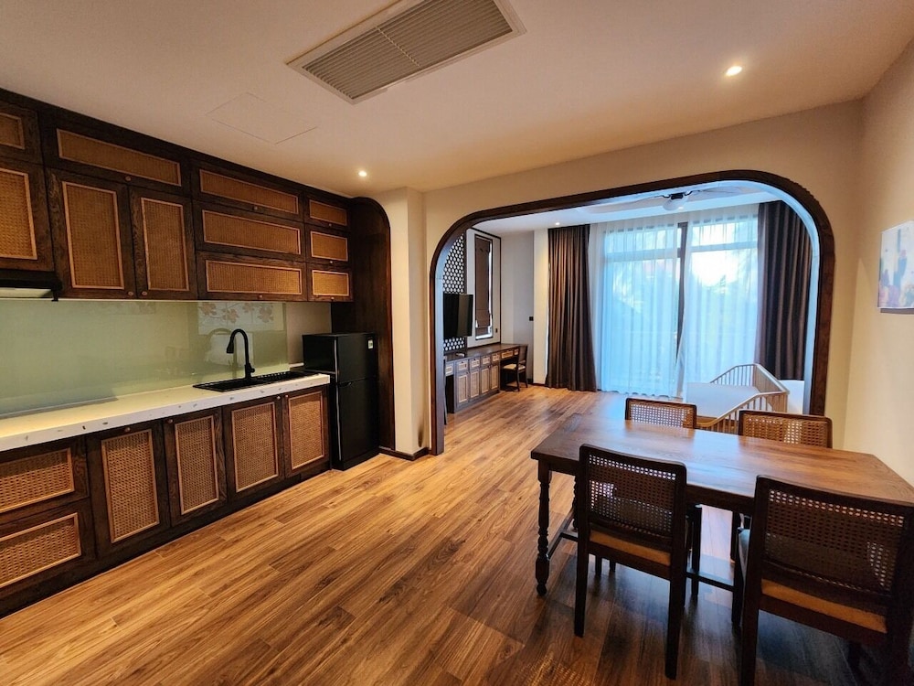 Emotion Villa Hoi An 23/70