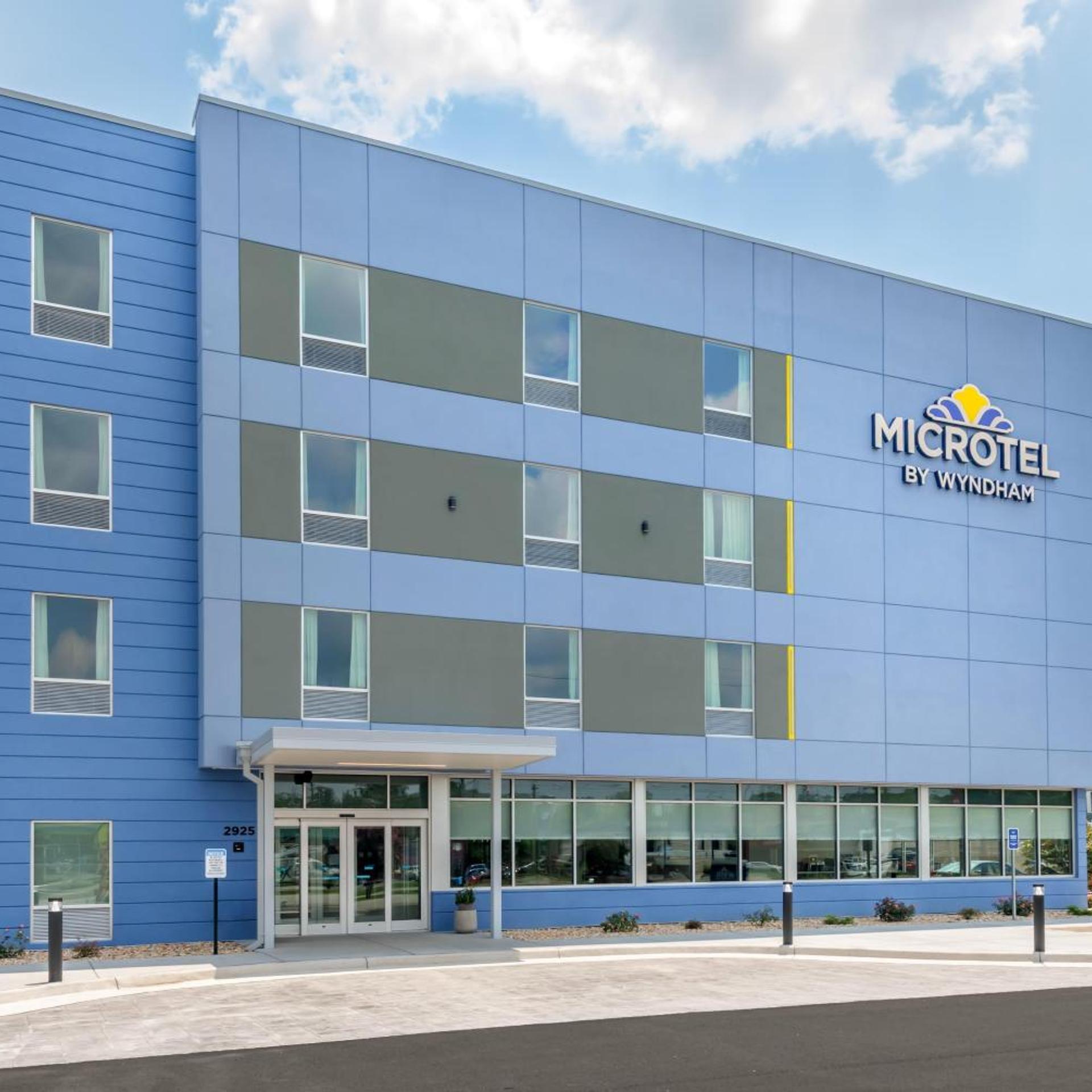 Microtel Inn & Suites By Wyndham Danville Va 4/44