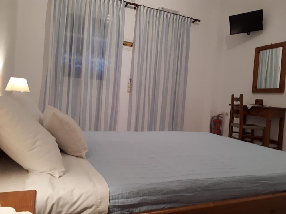 HOTEL AGUAS CLARAS 15/50
