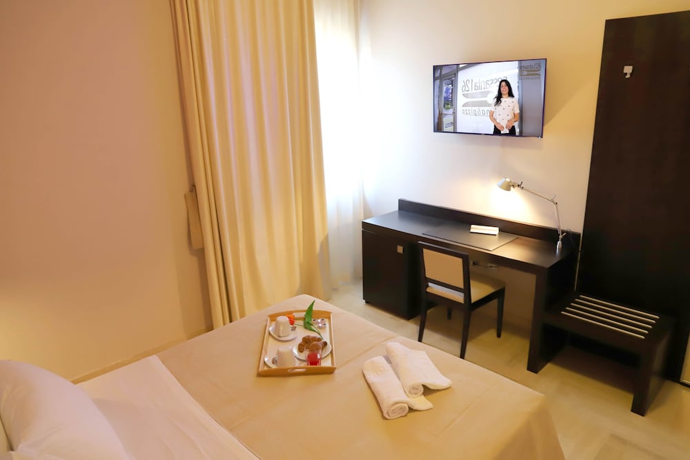 Albergo Cantiani 53/68