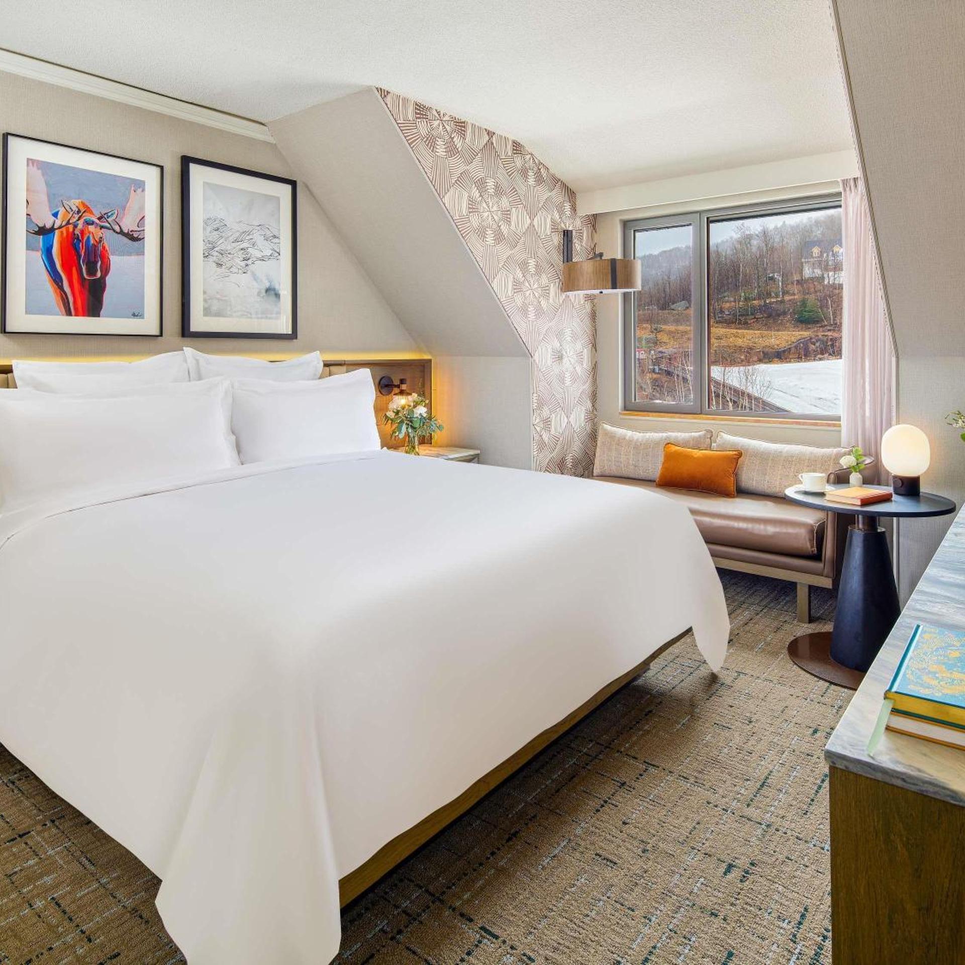 Signature, Fairmont Gold, Suite, King Bed, Lounge Access