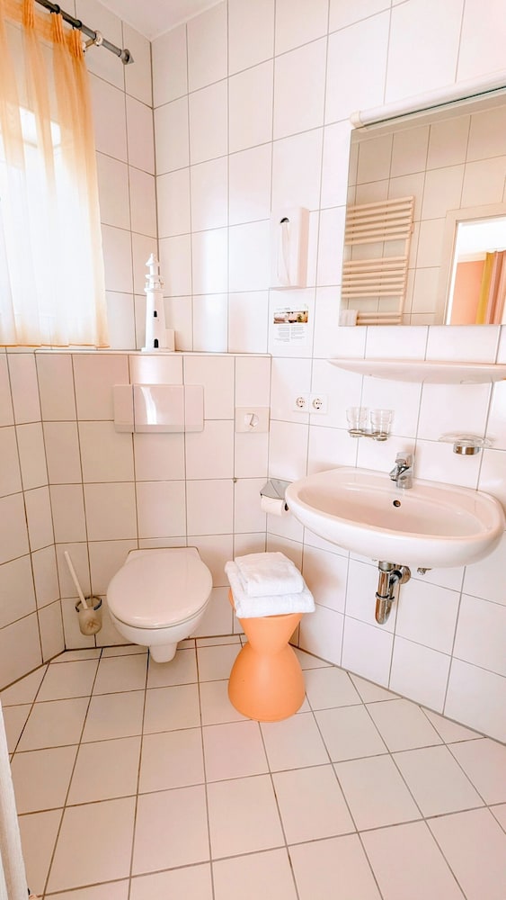 Ambient Hotel Am Europakanal 46/50
