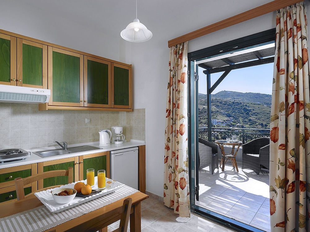 Erivolos Hotel Apartments 36/36