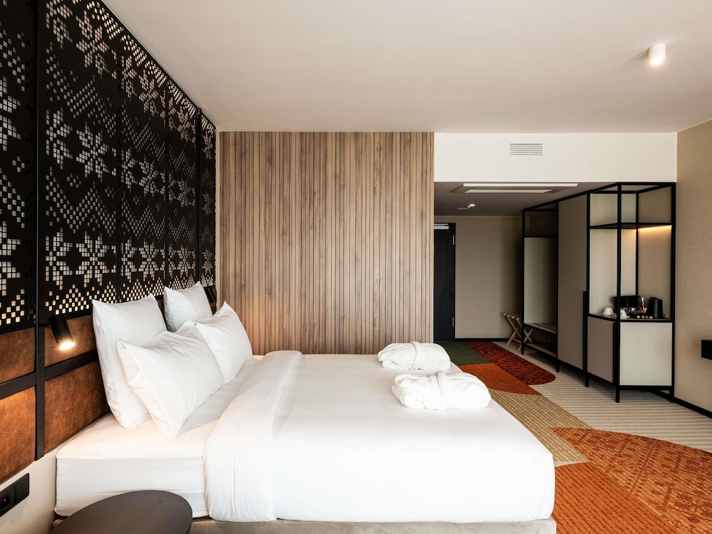 Privilege, Double Bed, Mountain View, Balcony