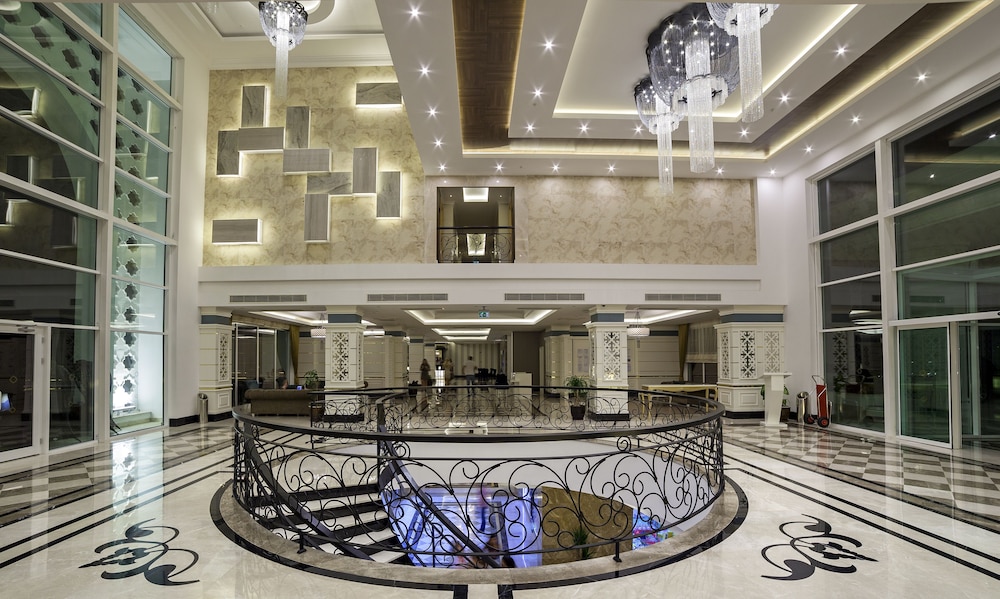 Lobby at Karmir Resort And Spa Hotel, KEMER