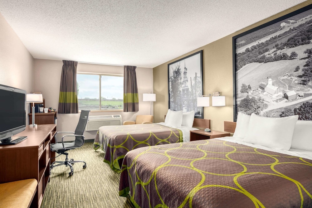 Super 8 by Wyndham Hanover 10/43