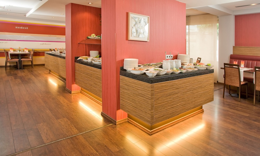 Mercure Hotel Koeln Belfortstrasse 53/67