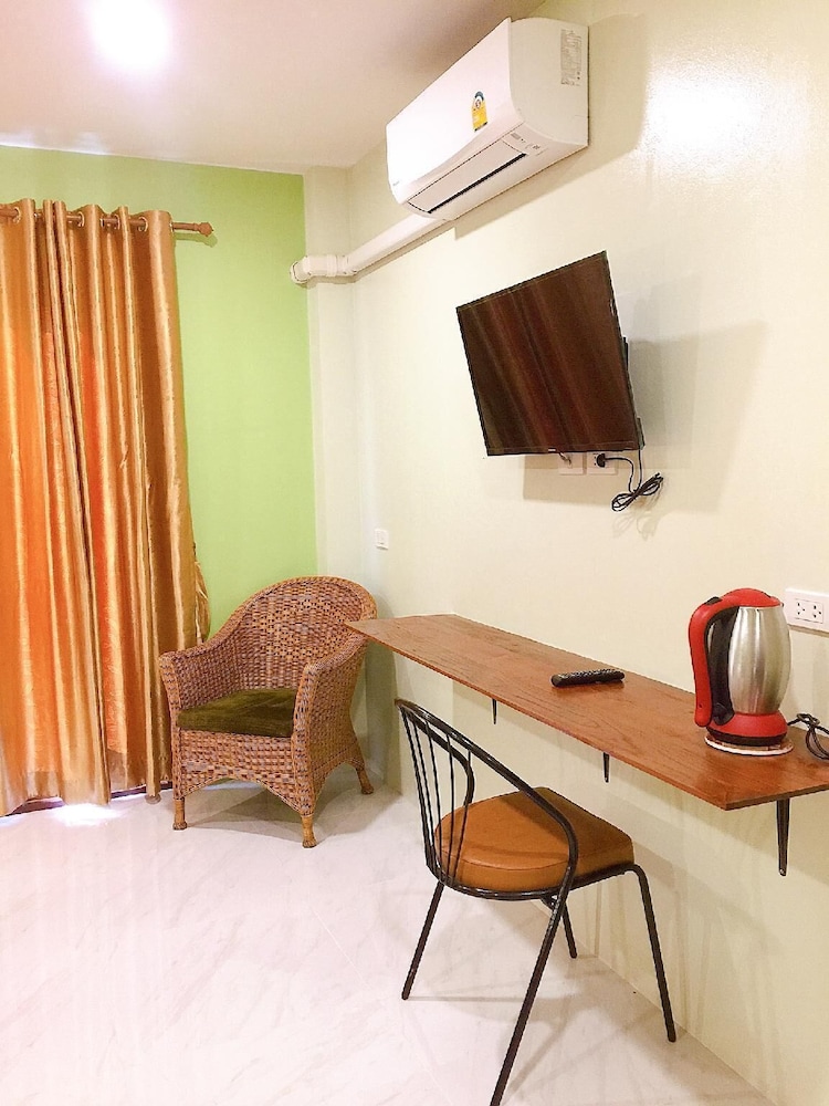 Chor Chang House 68/87