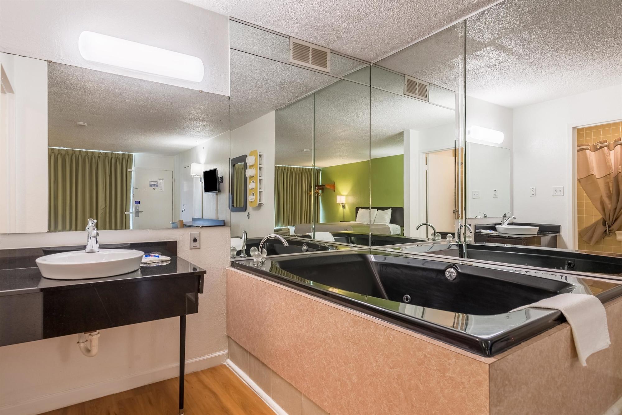Motel6 Troy, OH 44/45