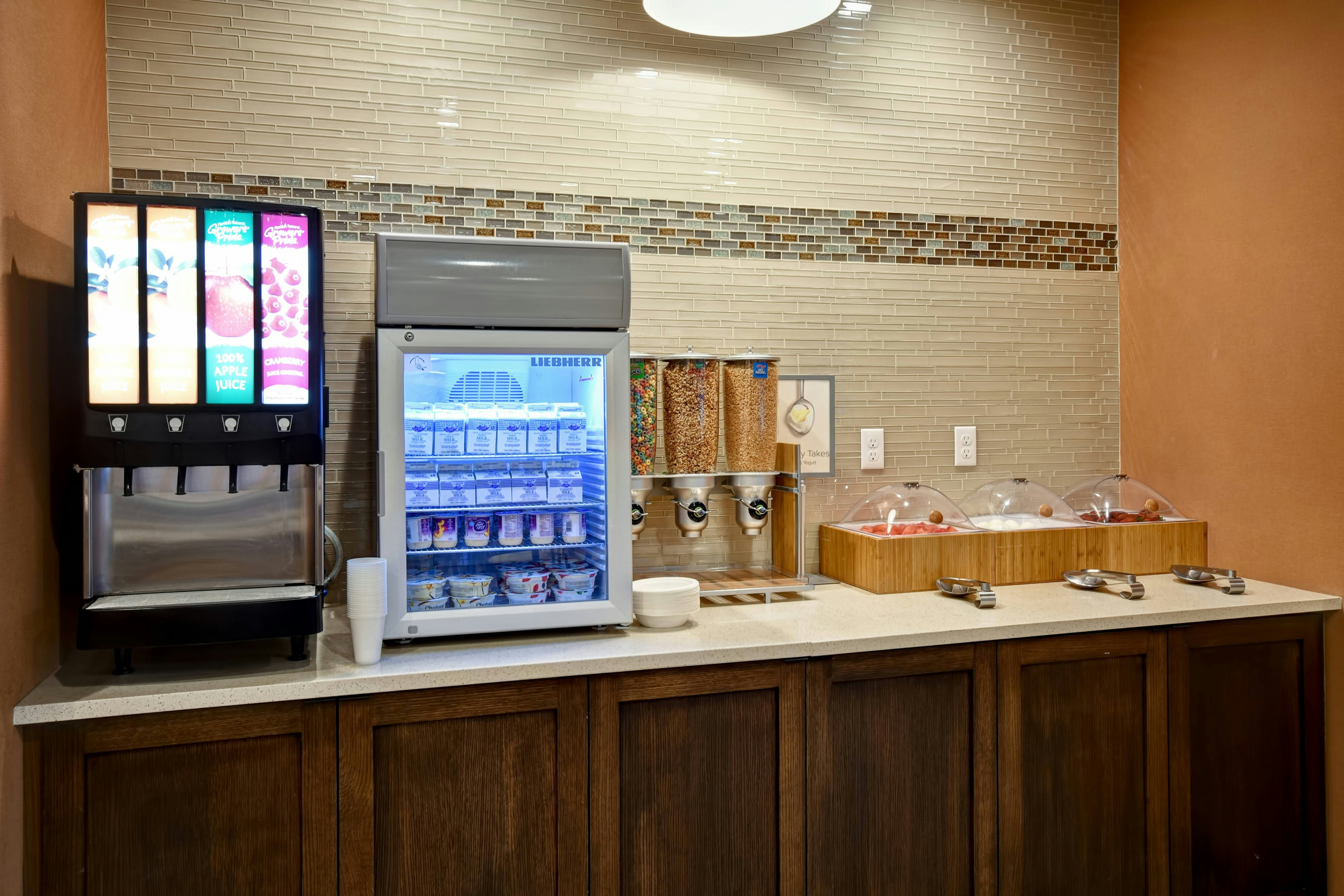 Fairfield Inn & Suites By Marriott Milwaukee North 2/16