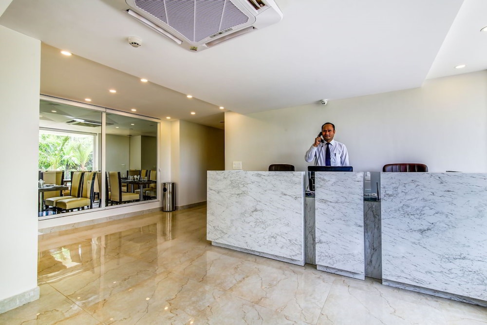 Hotel Regent Laguna 4/35