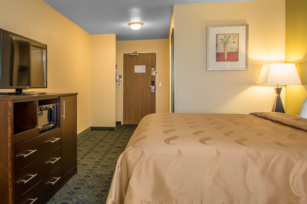 Standard, King Bed